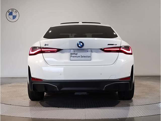 【認定中古車保証】BMW認定中古車は保証も充実しております。2年間もしくは、1年間の保証に加え、最大4年間までの保証延長も可能でございます(対象車種限定)！充実の保証で、安心してお車をご利用いただけます！