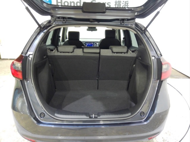 開口部が広くて荷物の積み込みも楽に出来ますね！