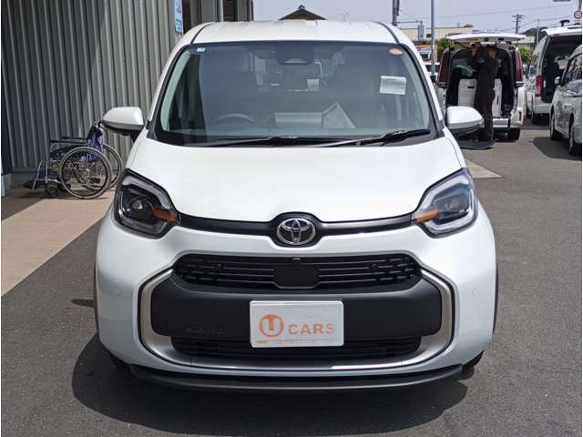 当店の在庫車両をご覧いただきありがとうございます。お車の状態をより知って頂くために、できるだけ多くの画像をご用意いたしました。お時間の許す限り、最後までお付き合いください。