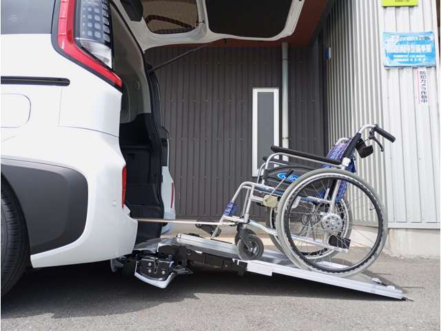 福祉車両のみ100台以上展示！静岡から良質な福祉車両を全国に。福祉車両ヤマシタオート