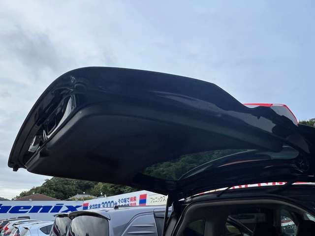 純正8インチナビ☆フリップダウンモニター☆バックカメラ☆両側パワースライドドア☆LEDライト☆ハーフレザーシート☆シートヒーター☆ETC☆ホンダセンシング☆アダプティブクルーズC☆15AW☆試乗OK