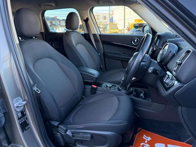 まずはお気軽にお問合せください！当店スタッフがお車の詳細をご説明させていただきます♪お客様よりのご連絡を心よりお待ち申し上げております！！