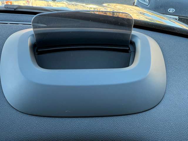 ヘッドアップディスプレイで快適ドライブ★