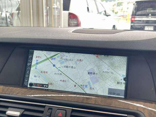 純正HDDナビ装着しております。Bluetooth対応しております。