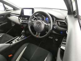 視界も広々で見晴らしの良い運転しやすいコックピットです。
