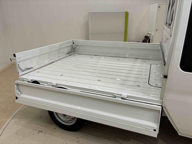 新車・中古車・サービス工場一体型店舗です。中古車はもちろん、ダイハツの新車も販売しておりますので是非一度ご来店下さい！