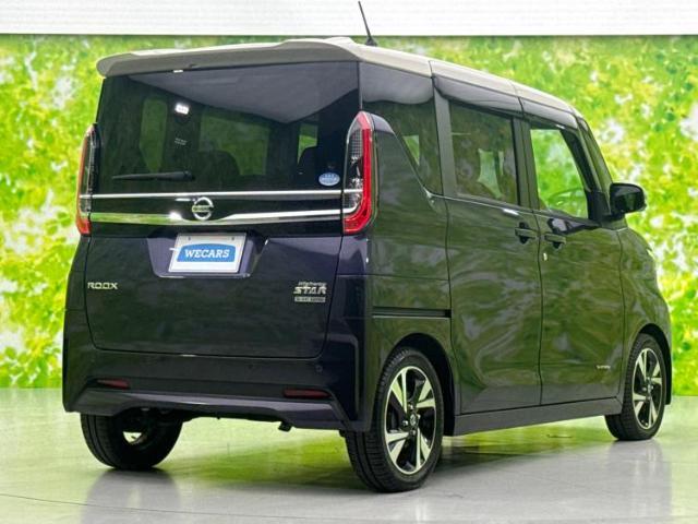 【WECARS】豊富な在庫を大画面モニターで検索可能！オプション装備や内装、タイヤの状態など細部まで御覧頂けます♪詳細はお気軽にスタッフまでお問合せ下さい。