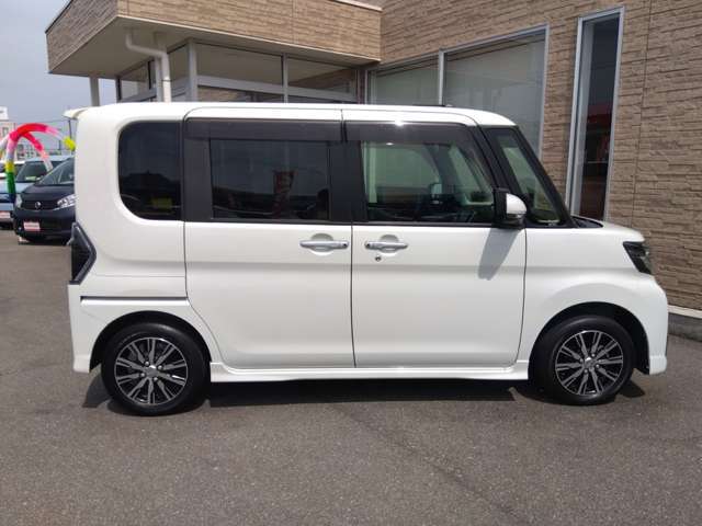 R9/5車検有☆スマートアシスト3☆8インチSDナビ☆フルセグTV☆パノラマビューモニター☆ETC☆ドライブレコーダー☆Wパワースライドドア☆ハーフレザーシート☆シートヒーター☆LEDランプ☆試乗OK