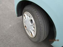 タイヤの溝あります。