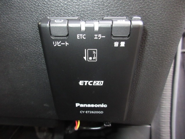 今や必需品のETCが付いています！ETCを使えば土日祝日割や深夜割などのメリットを受けることができます。（※注、ETCセットアップ費用は含まれておりません。別途必要となります。