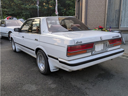 安心その1【国産車、各種外車の整備歴15年以上のメカニックがあなたの愛車を丁寧に作業させて頂きます】初めて中古車を購入される方でも安心してお乗り頂けます。