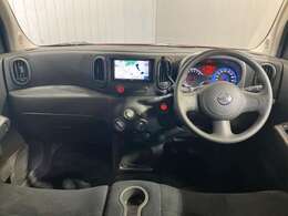 運転席からの視界が左右に広く隅々まではっきりと見渡せます。車の前端も把握しやすく安心して運転できます！