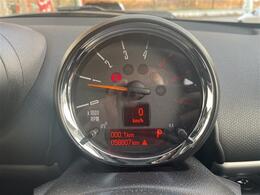 ガリバーグループでは主要メーカー、主要車種をお取り扱いしております。全国約460店舗の在庫の中からお客様にピッタリの一台をご提案します。