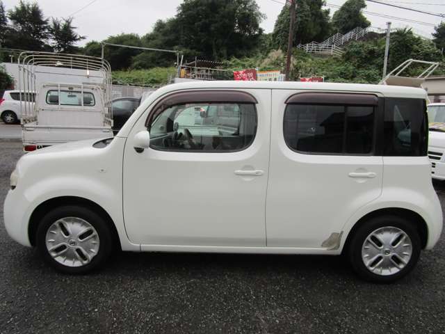 下取り車は不動車、査定のない車でも査定させていただきます。頑張ります。支払総額表示の中には自賠責保険、重量税、リサイクル料、消費税、税金関係は全て含まれます。