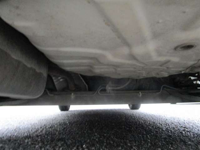 法定点検は当店にて請負います。費用は支払総額とは別に必要となります。詳細、金額はお問い合わせください