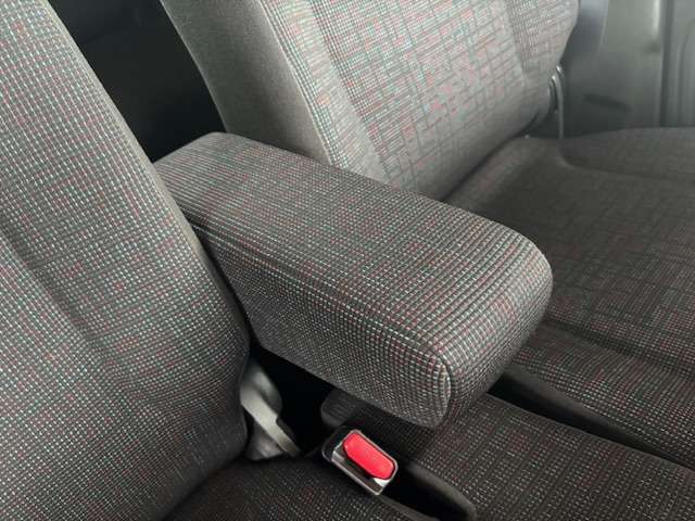 カスタムや持ち込みパーツの取り付けにも力を入れておりますのでお気軽にご相談ください。