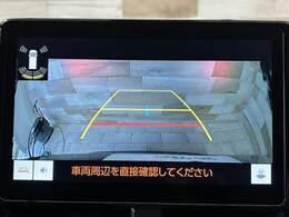 【純正10.5インチ】FM・AMラジオやブルートゥース接続など多彩な機能を併せ持っており、インパネ周りがすっきりしてますね！追加オプションでナビ機能やフルセグTV、DVD再生なども可能です。