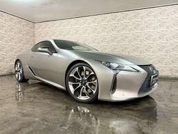 ラインでのお問い合わせも可能です！　IDは　＠395cghco　です。　ローン審査や陸送料金の試算、各問い合わせにご利用ください！