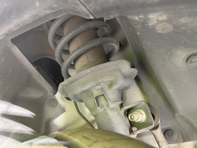 親切・丁寧な専門メカニックスタッフが応対！・車検・点検整備・事故等の修理などアフターサービスも安心。お車のカスタマイズもネクステージのサービススタッフまでご相談ください！