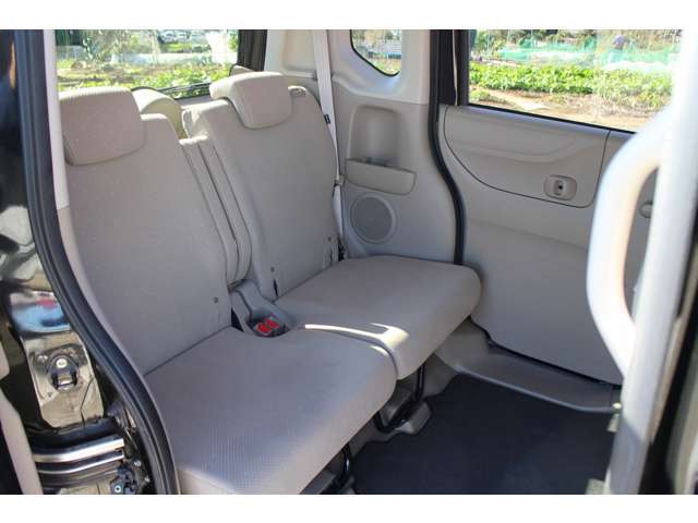 このたびは、数ある中古車店の中から弊社「オーリースタイル」のお車にご注目いただきまして誠にありがとうございます。出来て間もないお店ですが、一歩一歩着実に成長していけたらと思い、精一杯頑張っています。