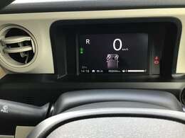 2656km。低速時にはメーター内に現在のフロントタイヤの向きが表示されますので安心です。
