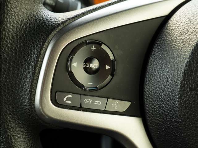 4WD　純正インターナビ8インチ　フルセグ　Bluetooth　バックカメラ　スマートキー　プッシュスタート　ETC2.0　LEDヘッドライト　メンテナンスノート　取扱説明書　保証1年付き