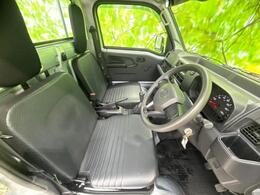 「この車の写真をもっと見たい」「状態が気になる」「この装備はついている？」どんな小さな疑問でもお気軽にお問い合わせください！