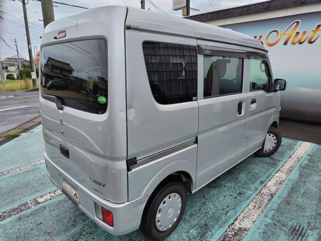 軽自動車ですので小回りもきき、運転しやすいです。