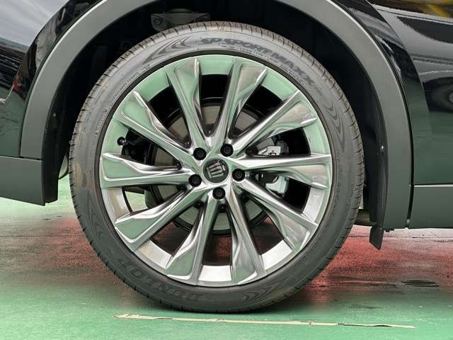 ★納車前に、当社の指定工場で納車前点検を行って納車しますので、安心してお乗りいただけます！もちろん、点検料は車両本体価格に含まれています！