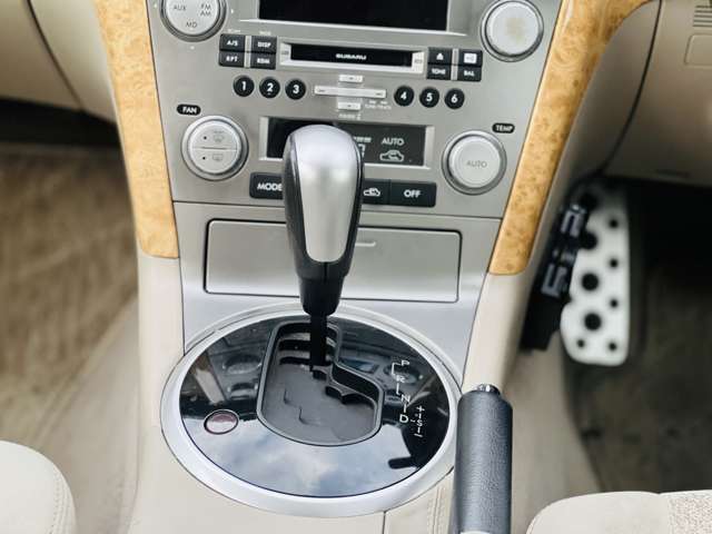 電話090-4054-7070までお気軽に問い合わせ下さい♪その際、「カーセンサーを見たよ」と教えて下さいネ！お待ちしております♪当店はメールbehedo_co_ltd@yahoo.co.jp でもお問い合わせが出来ます。