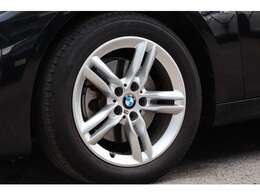 全てのお客様に丁寧に対応、商談が行えるように事前予約制になります。お電話にて事前予約お願い致します。