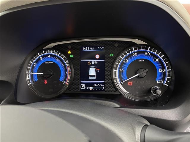 【スピードメーター】メーターがシンプルで見やすく運転しやすいですね！