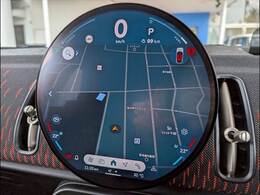 先進のBMW　タッチパッド付きi-driveとほぼ同性能のHDDナビゲーションになります。USBインターフェースやブルートゥースオーディオなど様々な先進機能をお楽しみいただけます。