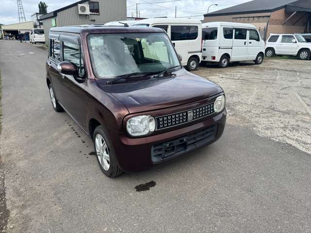 ☆展示台数100台以上♪毎週30台以上の新鮮な中古車が入庫します☆