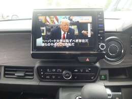 便利なオートエアコンは設定温度を合わせるだけで、自動で車内を快適な空間にしてくれます。