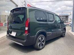 弊社ポリシーとして、全中古車、お忙しく実車確認できないお客様のために実車確認頂かなくとも安心して購入頂けれるクオリティを目指して仕上げております。