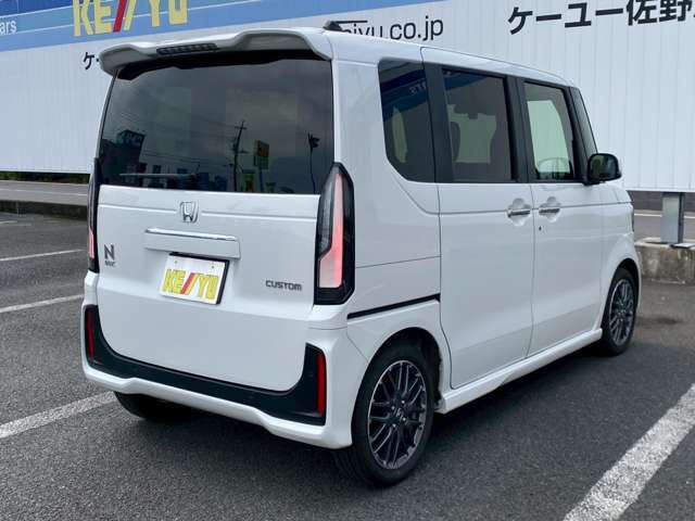 当社で整備の車両には4ヶ月の消耗品も含む無料保証と最長5年走行無制限の延長保証をオプションでご用意☆遠方のお客様はお近くのディーラーさんにて保証修理をお受け出来ます☆
