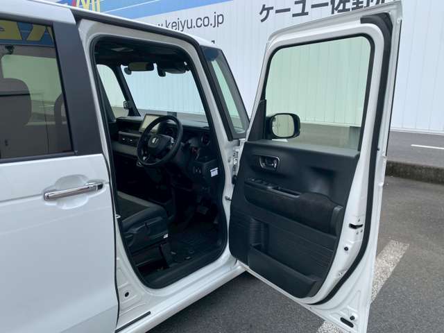 自社陸運局認証工場＆指定工場完備！国家資格車検検査員資格を持った整備士による整備。ステレオ・エアコン等走行に関係の無い所も不具合箇所が有れば修理してご納車致します☆