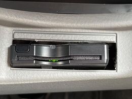 【ETC】高速道路の料金所をストレスなく通過！話題のスポットやサービスエリアに多い「スマートIC」利用時は必須のアイテムです。当店でセットアップを実施、ご納車当日からすぐにご利用いただけます！