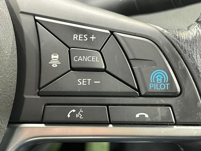 【プロパイロット】高速道路での長距離走行が楽に！！渋滞時と巡回走行のシーンで、アクセル・ブレーキ・ステアリングを自動で制御し、長距離運転の負担を軽減してくれます♪