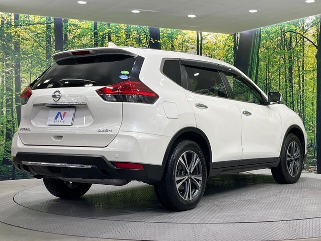 ☆全国のネクステージからお取り寄せが可能※！遠方の店舗に展示してあるクルマが気になる場合も、最寄りの店舗でご覧いただくことが可能です！是非私たちに要望をお聞かせください！※別途費用