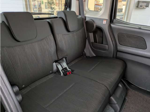 安心パック販売中☆バッテリー、ブレーキパッド、補器ベルト、LLC（冷却水）、ブレーキオイル、ワイパーゴムを新品交換を行ってご納車致します！部品代のみのお得なセットの為、ご成約時のみ販売致します！