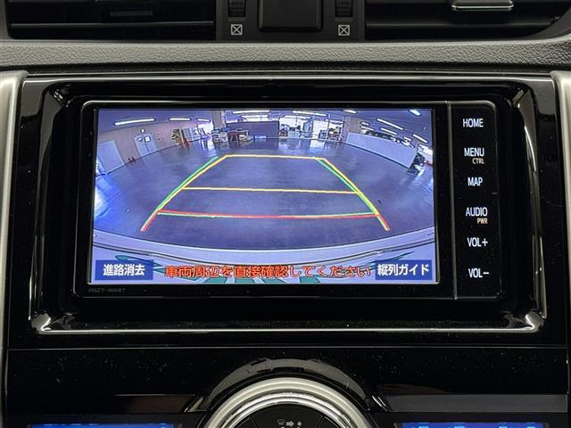 【バックカメラ】駐車時に後方がリアルタイム映像で確認できます。大型商業施設や立体駐車場での駐車時や、夜間のバック時に大活躍！運転スキルに関わらず、今や必須となった装備のひとつです！