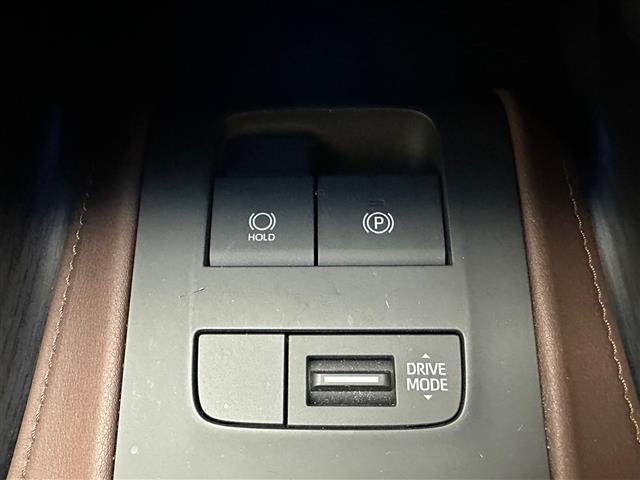 【運転席操作部】快適なドライブを楽しむための機能が装備されています！運転席から触れるので、使いやすいです！除菌プランいれていただくと、さらに清潔で安心していただけます！