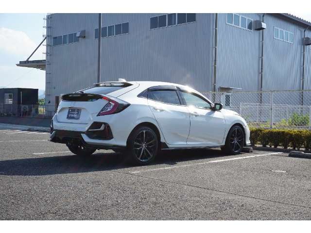 ディーラーの車が高いというイメージをお持ちのお客様、必見ですよ！諸費用が明確で安いので、是非、総額でご検討ください！