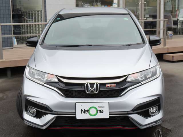 朝10：00～夜19：00まで営業しております♪お仕事帰りでもしっかり車をご確認頂ける様、夜でも明るい展示場です＾＾048-960-6666！