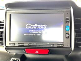 【純正ナビ】人気の純正ナビを装備。オーディオ機能も充実しており、Bluetooth接続すればお持ちのスマホやMP3プレイヤーの音楽を再生可能！毎日の運転がさらに楽しくなります！！