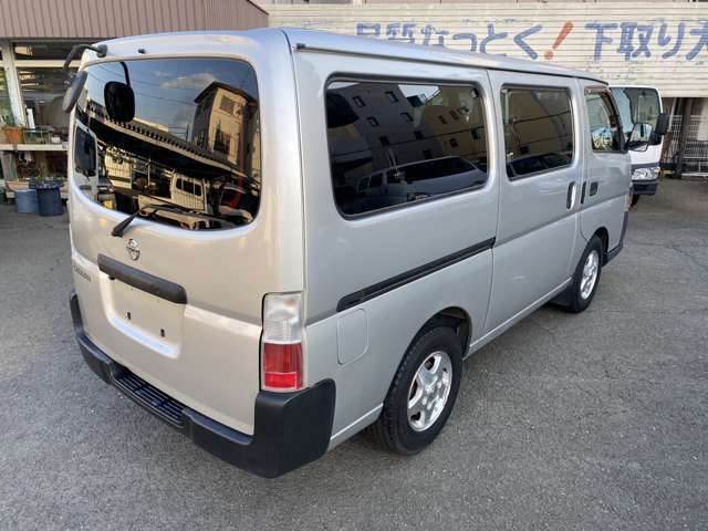 希少の5速ミッション/3000ccDゼルターボ/室内広々～便利な両側スライドドア/新普通免許OK/全国登録・納車OKです/