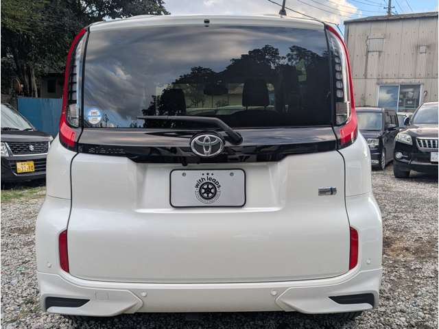 車両に部品取付も承ります！純正部品はもちろん、社外品のご相談も承ります！！ナビ取付はもちろん、エアロなど何でも対応いたします！！