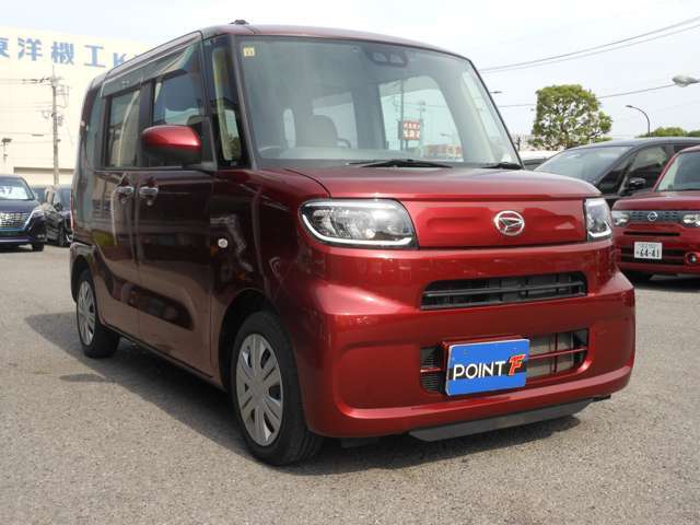 足立区 最 大 級！大型展示場！コンパクトカーから大型ミニバンまでマルチに展示中！お探しのお車がきっと見つかります。是非、ご来店お待ちしております。